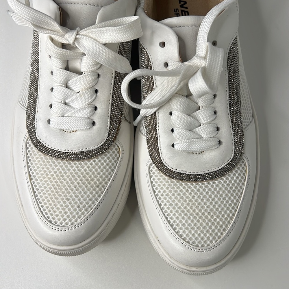 Vaneli Chico white tennis shoes size 9 women’s beaded leather sneakers - Picture 5 of 11